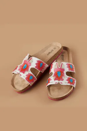 Lifestyle Women Embroidered Flats