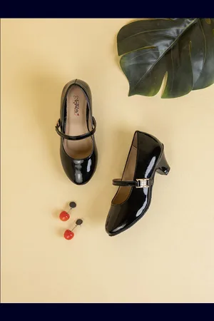 toothless Girls Round Toe Ballerinas
