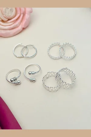 Sangria Set of 4 Silver-Plated Adjustable Toe Rings