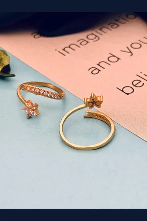 Anouk Gold-Plated American Diamond Studded Toe Rings