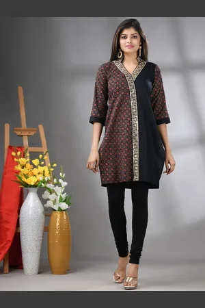 Charukriti Women Geometric Printed Thread Work Kurta