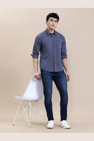 Crocodile Men Opaque Striped Casual Shirt