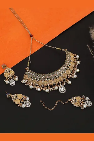 Anouk Gold-Toned Artificial Stones Studded And Pearls Beaded Jewellery Set
