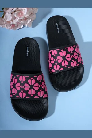 DressBerry Women Self Design Rubber Sliders