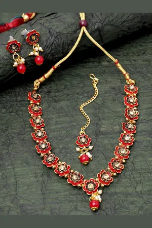 Anouk Gold-Plated Artificial Stones Studed & Beaded Enamelled Choker Necklace And Earrings