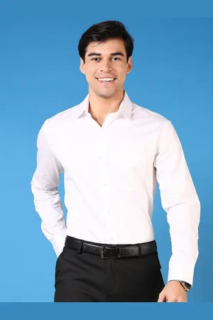 V-Mart Men Slim Fit Spread Collar Solid Cotton Formal Shirt
