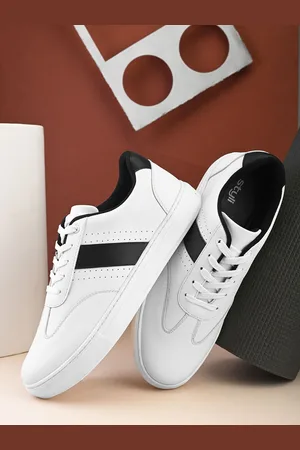 Styli Men Colourblocked Court Sneakers