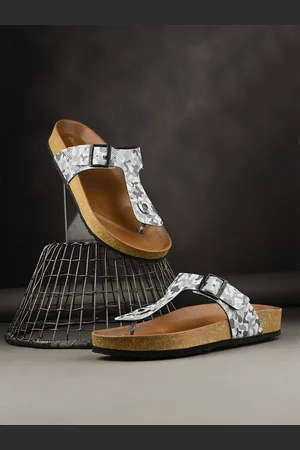 UNDERROUTE Men Comfort Sandals