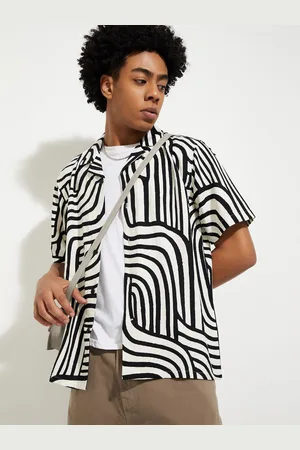 Max Collection Men Opaque Striped Casual Shirt