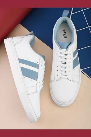 Styli Men Casual Contrast Striped Sneakers