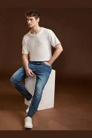 The Bear House Men Skinny Fit Light Fade Mid-Rise Stretchable Jeans