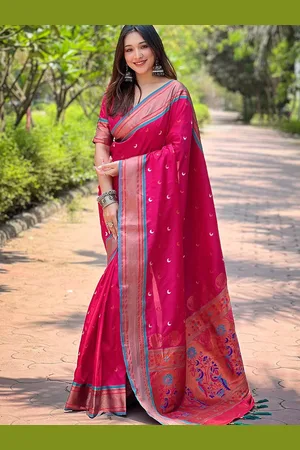 DIVASTRI Women Woven Design Zari Banarasi Saree With Unstitched Blouse Piece