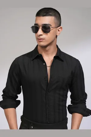 Highlander Men Slim Fit Spread Collar Textured Cotton Formal Shirt