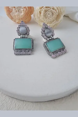 Binnis Wardrobe Silver-Plated Beaded Contemporary Drop Earrings