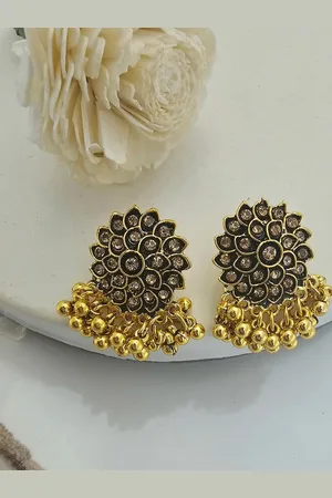 Binnis Wardrobe Gold-Toned Floral Studs Earrings