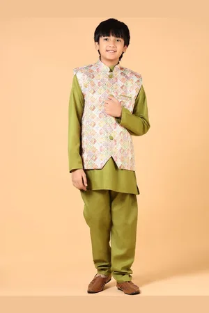 V-Mart Boys Mandarin Collar Pure Cotton Straight Kurta With Pyjama & Nehru Jacket
