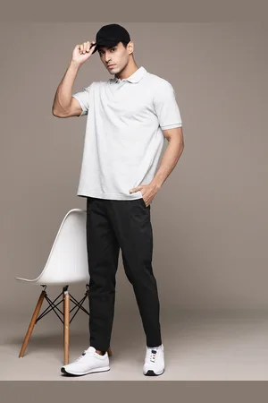 Calvin Klein Men Black Solid Modern Twill Trousers
