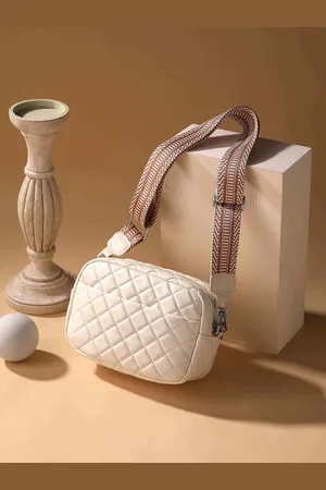 Diva Dale PU Structured Handheld Bag with Quilted
