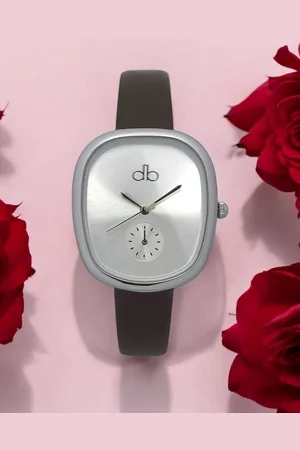 DressBerry Women Brass Dial & Leather Straps Analogue Watch MPDBI-009-SS