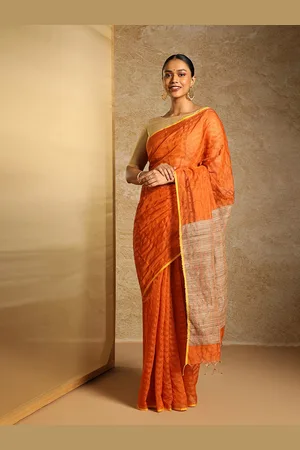 Taneira Striped Woven Design Zari Maheshwari Saree