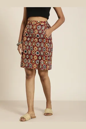 Taavi Women Multicolour Kalamkari Printed Straight Skirt with Pocket Detail