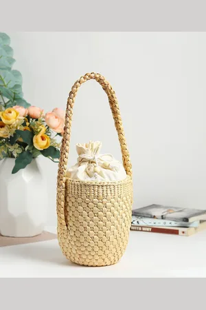 HABERE INDIA Women Textured Structured Tote Bag