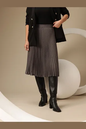Chemistry Women Accordion Pleated Skirt