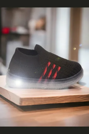 Lil Lollipop Kids Textured Lightweight Led Slip-On Sneakers