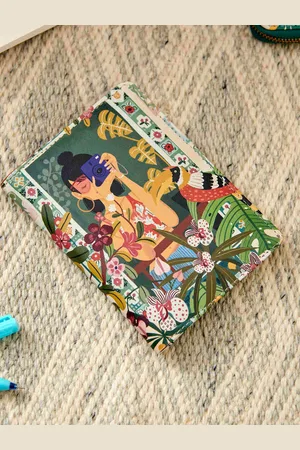 Chumbak Women Floral Printed PU Passport Holder