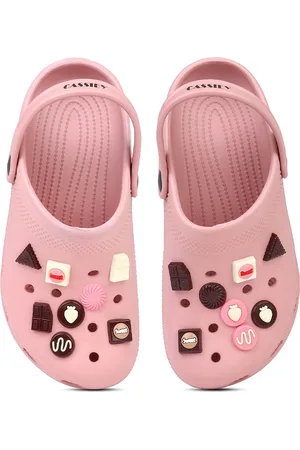 CASSIEY Women Croslite Clogs