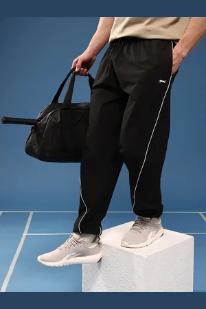 Slazenger Men Solid Sports Joggers