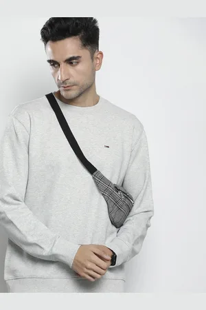 Tommy Hilfiger Pure Cotton Solid Regular Casual Sweatshirt