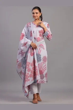 Amchoor Floral Printed Regular Thread Work Kurta With Trousers & Dupatta