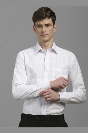 Louis Philippe Men Classic Fit Spread Collar Checked Cotton Formal Shirt