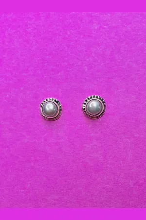 ARTE Sterling Silver Pearls Contemporary Studs