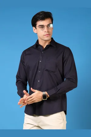 V-Mart Men Slim Fit Spread Collar Solid Cotton Casual Shirt