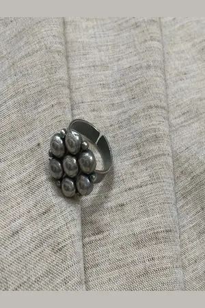 Molcha Floral Oxidised Adjustable Finger Ring