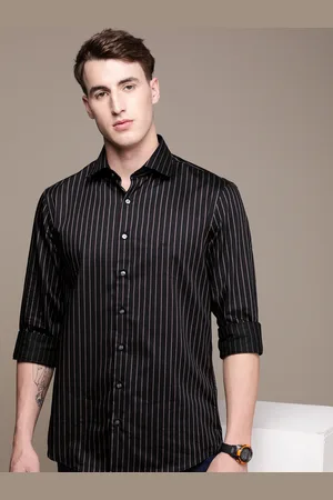 Calvin Klein Men Black And White Smart Skinny Fit Striped Pure Cotton Casual Shirt