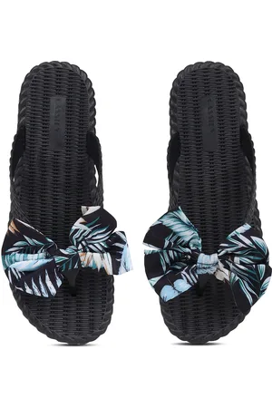 CASSIEY Women Printed Rubber Slip-On