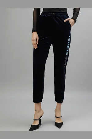 ICONIC Women Typography Printed Mid Rise Joggers