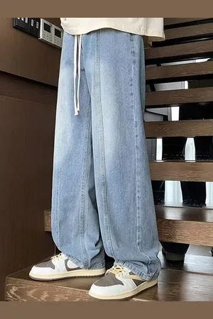 HERE&NOW Men Slash Knee Jeans