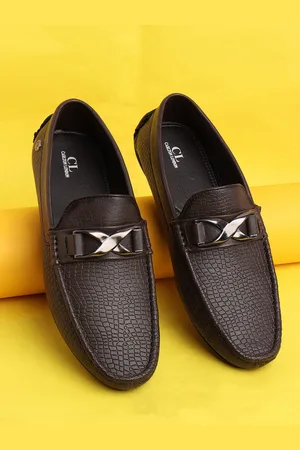 Carlton London Men Textured Driving Shoes