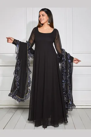 Nüd Women Flared Sleeves Thread Work Georgette Kurta