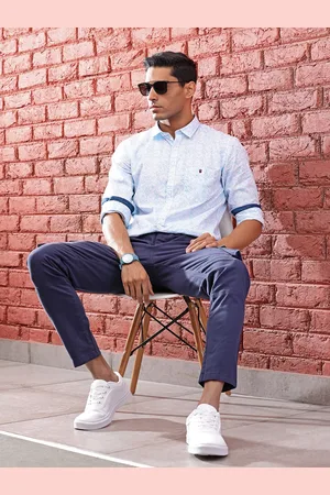 Louis Philippe Men White & Blue Super Slim Fit Printed Casual Shirt