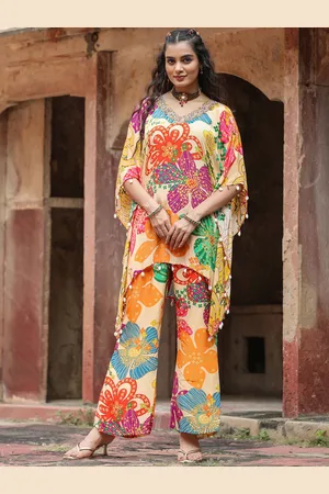 SCAKHI Floral Printed V-Neck Kaftan Top With Palazzos