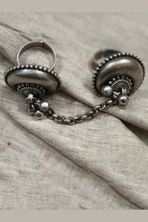 Molcha Oxidised Silver-Toned Adjustable Finger Ring