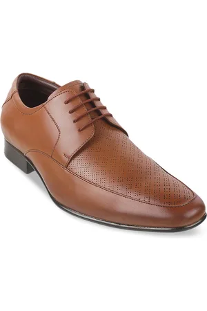 Metro Men Tan Brown Textured Leather Formal Derbys