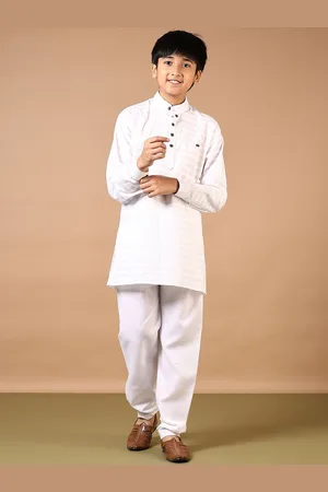 V-Mart Boys Striped Band Collar Straight Kurta With Pyjamas