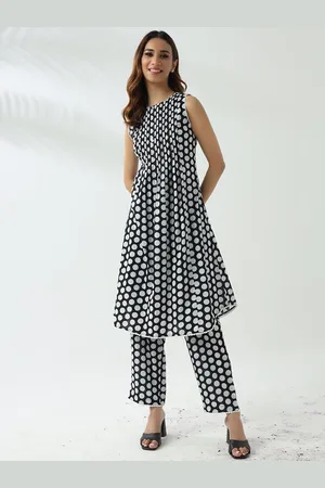 FIORRA Geometric Printed Pleated Round Neck Flared A-Line Kurta With Trousers