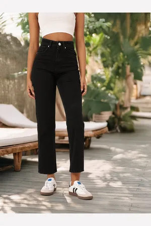 DressBerry Women Street Classic High Rise Straight Fit Jeans